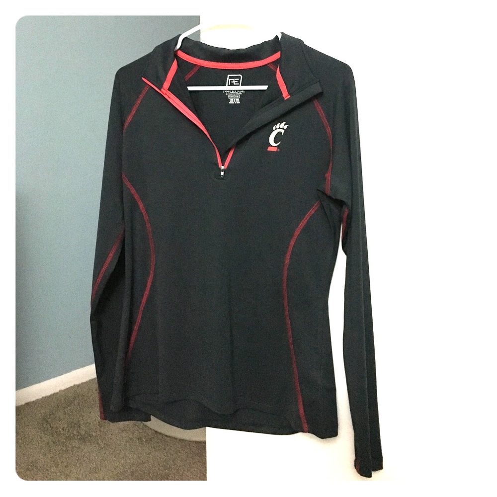 Bearcats Half zip pullover